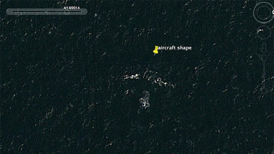 Úc bác tin tìm thấy MH370 với phần thân đầy lỗ đạn Úc bác tin tìm thấy MH370 với phần thân đầy lỗ đạn